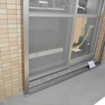 【合志市栄】網入りガラス修理の画像イメージ