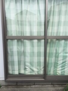 【鳥栖市立石町】カラーガラス修理